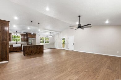 6010 Oak Leaf Dr W, Harrison, AR 72601 - photo 3