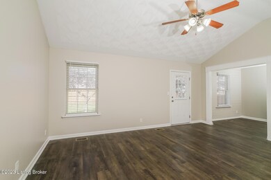 189 Deer Park Way, Mount Washington, KY 40047 - photo 6