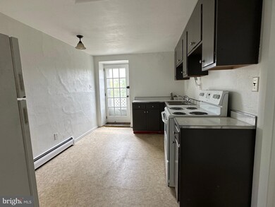 2300 E Cedarville Rd unit 3RD FLR., Pottstown, PA 19465 - photo 6