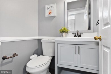 1912 Linden Ave, Baltimore, MD 21217 - photo 3