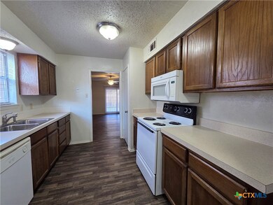 1802 Azalea Dr, Temple, TX 76502 - photo 7