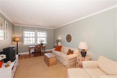 1490 Beacon St unit 3, Brookline, MA 02446 - photo 2