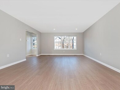 4627 Sherwood Mills Rd, Owings Mills, MD 21117 - photo 5