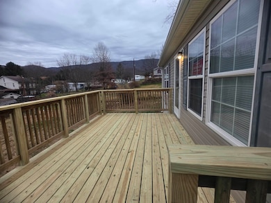 59 Escort Ln, Peterstown, WV 24963 - photo 4