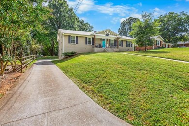 3010 Northbridge Rd, Winston Salem, NC 27103 - photo 3