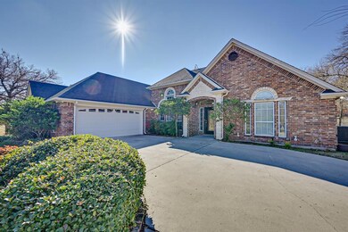 271 Fossil Rock Dr, Azle, TX 76020 - photo 5