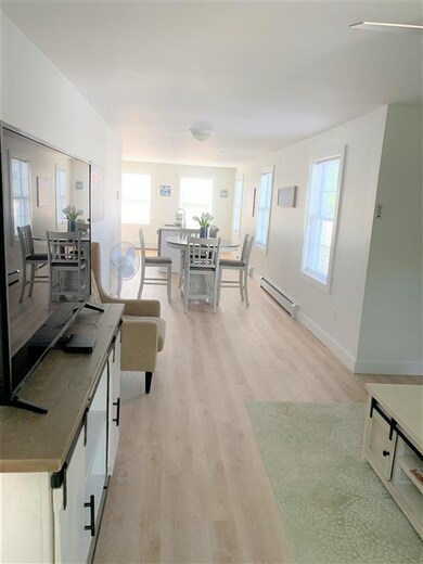 20 Pine St unit 1, Wolfeboro, NH 03894 - photo 4