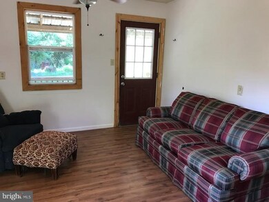 13457 Millstone Cir, Hancock, MD 21750 - photo 3