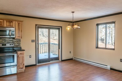 2135 Cramer Rd, Bushkill, PA 18324 - photo 5