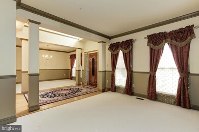 9803 Pheasant Run Ct, Laurel, MD 20708 - photo 5