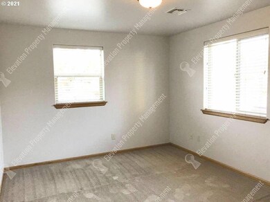 unlisted-address, Bend, OR 97701 - photo 6