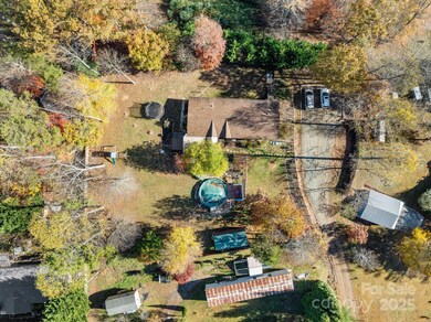 14 Harkins Ln, Marshall, NC 28753 - photo 4