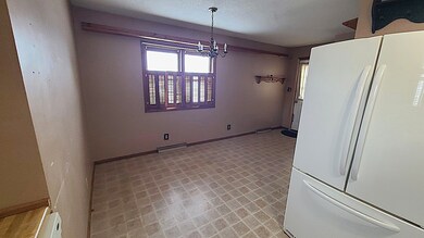 603 S Dixon Ave, Dixon, IL 61021 - photo 6