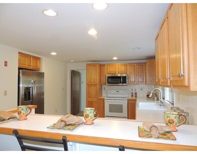 273 Cross St, Carlisle, MA 01741 - photo 4