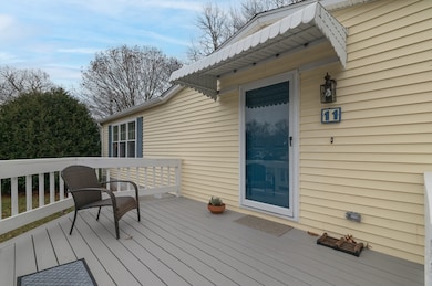 11 Hawthorne St, Rockland, MA 02370 - photo 5