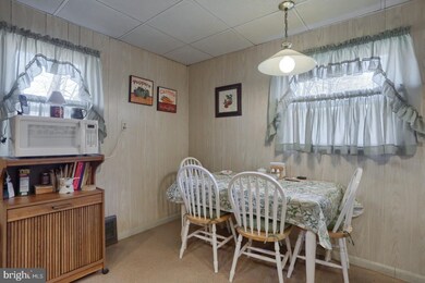 3162 Bernville Rd, Leesport, PA 19533 - photo 6