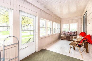 1104 4th Ave S, Fargo, ND 58103 - photo 4