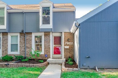 7922 Colony Ln, Lenexa, KS 66215 - photo 2