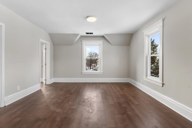 1204 S 6th St, Rockford, IL 61104 - photo 6