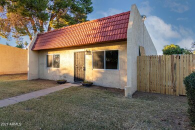 3413 W Del Monico Ln, Phoenix, AZ 85051 - photo 3