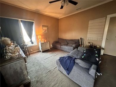 629 W Yoakum Ave, Kingsville, TX 78363 - photo 3