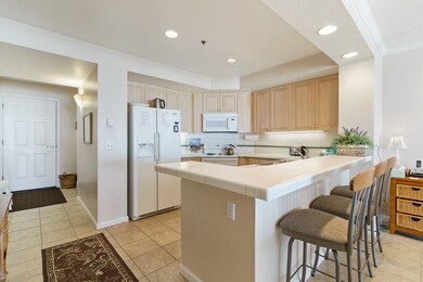 Entry way into condo