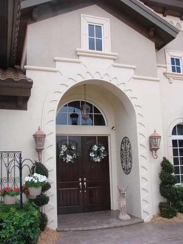 Another view of entryway