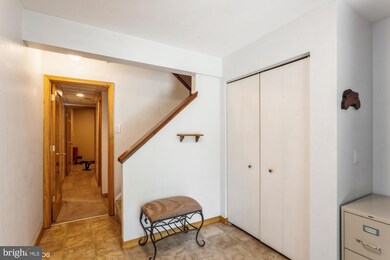 9406 Clocktower Ln, Columbia, MD 21046 - photo 4