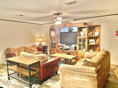 175 Overlook Trail, Azle, TX 76020 - photo 6