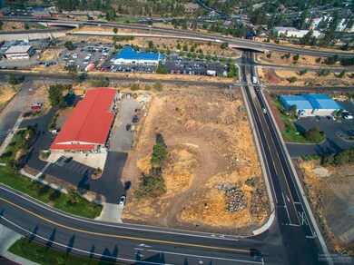 350 NE Addison Ave, Bend, OR 97701 - photo 5