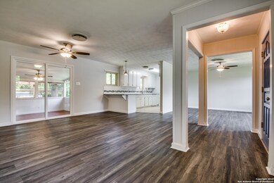 1321 Hillcrest Dr, New Braunfels, TX 78130 - photo 6