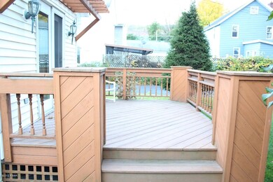 214 Chestnut Ave, Hawley, PA 18428 - photo 5