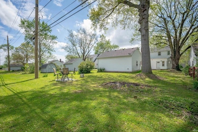 155 N Franklin Rd, Indianapolis, IN 46219 - photo 6