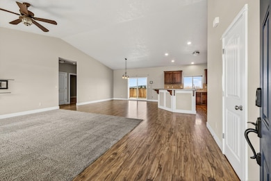 625 E A St, Culver, OR 97734 - photo 4