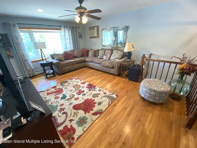 23 Edgegrove Ave, Staten Island, NY 10312 - photo 5