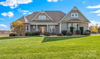 5828 Jordan Gate Dr, East Bend, NC 27018 - photo 3