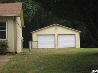 Detached Garage