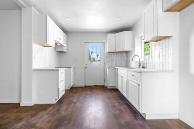 W Roby Ave. Porterville-3