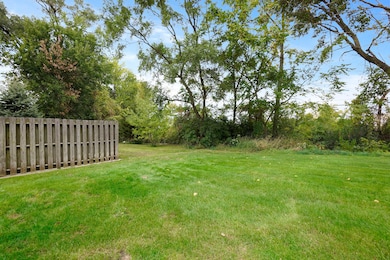 2515 Longwood Dr unit 202, Highland, IN 46322 - photo 3