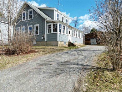 121 Chestnut St, Franklin, NH 03235 - photo 3
