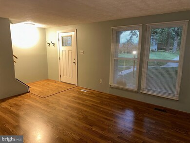 7331 Better Hours Ct, Columbia, MD 21045 - photo 2