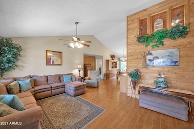 1562 E Divot Dr, Tempe, AZ 85283 - photo 4