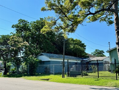 3611 Vivian Rd, Houston, TX 77093 - photo 4
