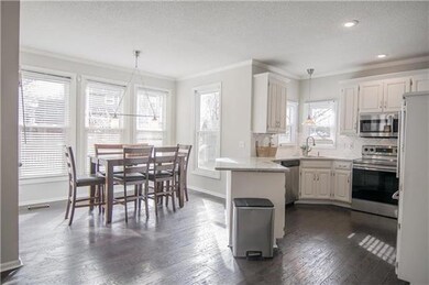 14085 W 147th Place, Olathe, KS 66062 - photo 5