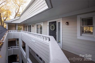 2715 Selwyn Ave unit 30, Charlotte, NC 28209 - photo 3