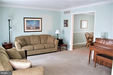 3719 Parkhurst Way, Nottingham, MD 21236 - photo 5