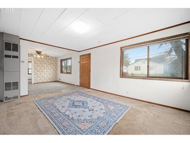 788 SW Cherry St, Dallas, OR 97338 - photo 6