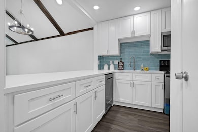 2908 Camelot Ln, Missouri City, TX 77459 - photo 5