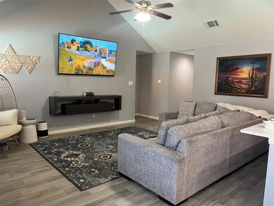 7625 Teresa Ct, North Richland Hills, TX 76182 - photo 5