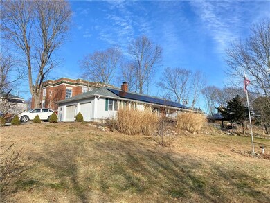 17 Edward St, Coventry, RI 02816 - photo 4